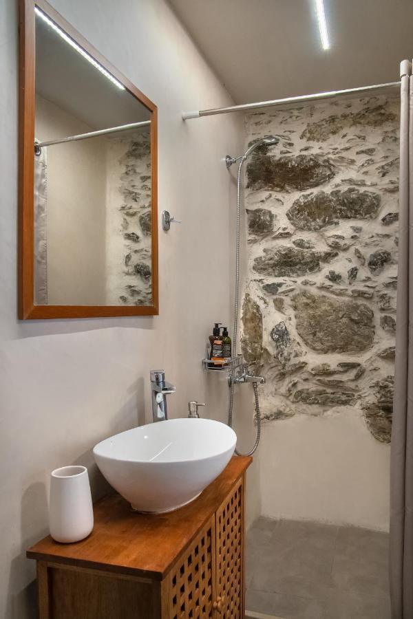 Feneri 3 -Cozy Rustic Apt 20' From Elafonisi Beach 외부 사진